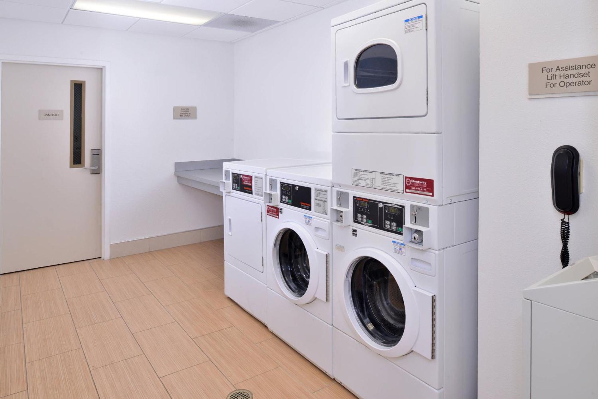 Springhill Suites By Marriott Corona Riverside Εξωτερικό φωτογραφία